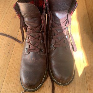 Size 9 Women's Flannel-Lined Kodiak Boots